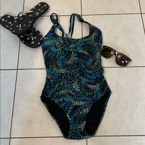 Swimming suit